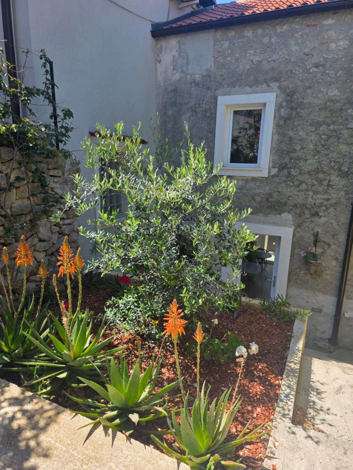 Apartmán Castel Mali Lošinj Exteriér fotografie